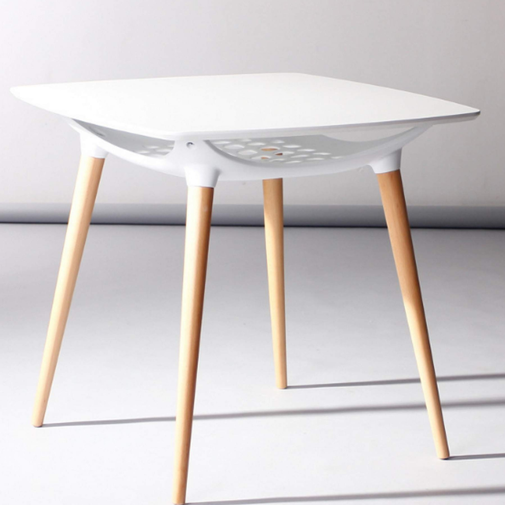 Compact trpezarijski sto 80 × 80 cm